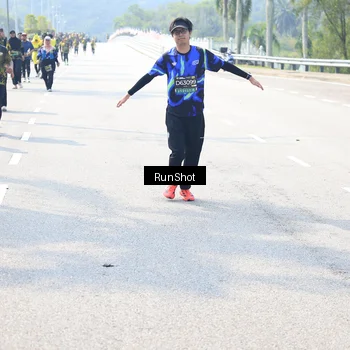 Runner Photo 6941853