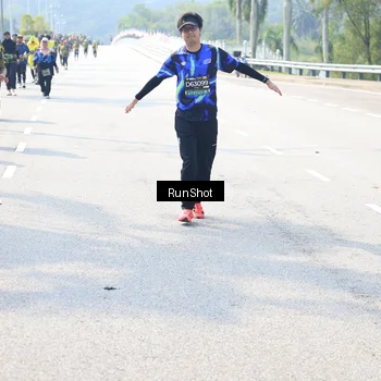 Runner Photo 6941856