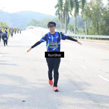 Runner Photo 6941857