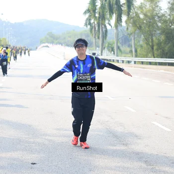 Runner Photo 6941861
