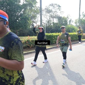Runner Photo 6941873