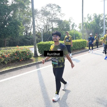 Runner Photo 6941895