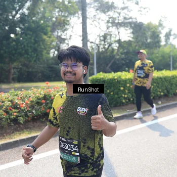 Runner Photo 6941904