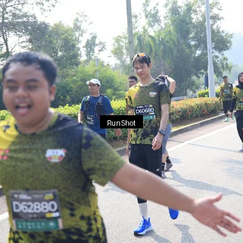 Runner Photo 6941916