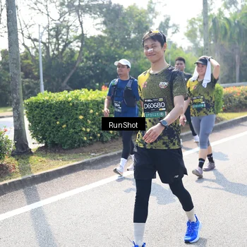 Runner Photo 6941920