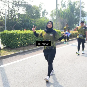 Runner Photo 6941934
