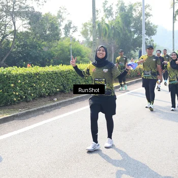 Runner Photo 6941935