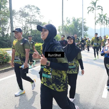 Runner Photo 6941963