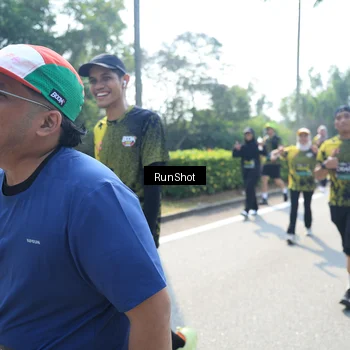 Runner Photo 6942008