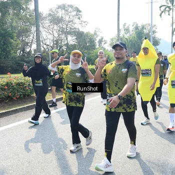Runner Photo 6942026