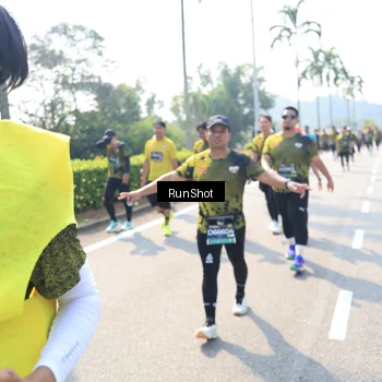 Runner Photo 6942038