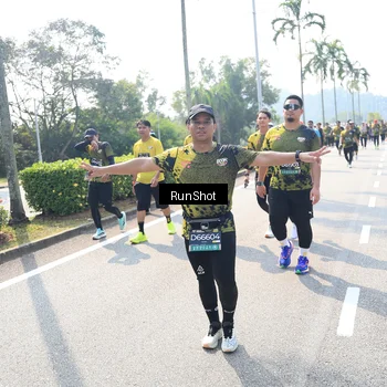 Runner Photo 6942041