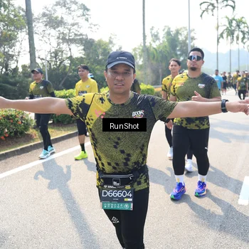 Runner Photo 6942047