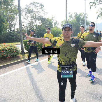 Runner Photo 6942049