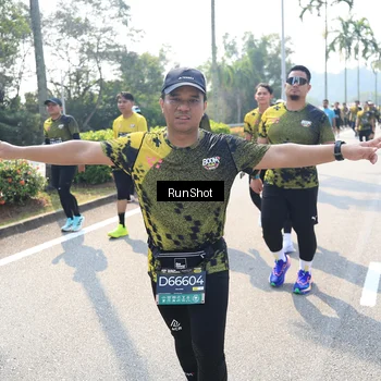 Runner Photo 6942050