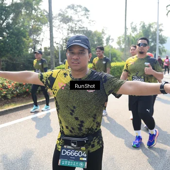 Runner Photo 6942051