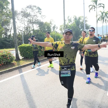 Runner Photo 6942052
