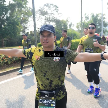 Runner Photo 6942053