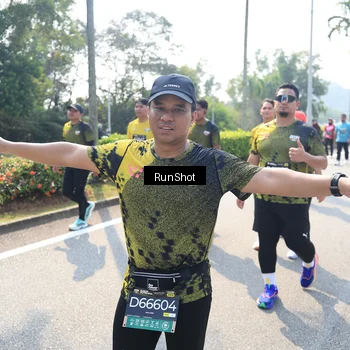 Runner Photo 6942054