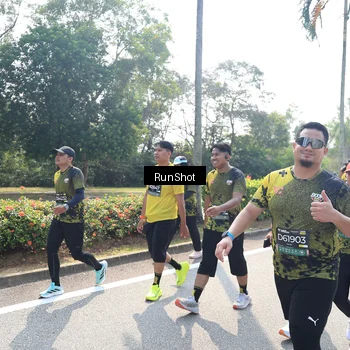 Runner Photo 6942061