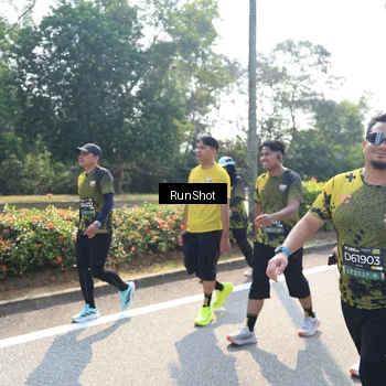 Runner Photo 6942062