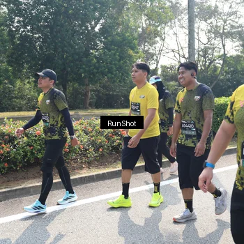 Runner Photo 6942064