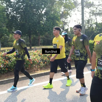 Runner Photo 6942068