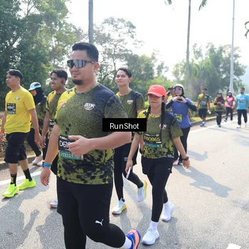 Runner Photo 6942072