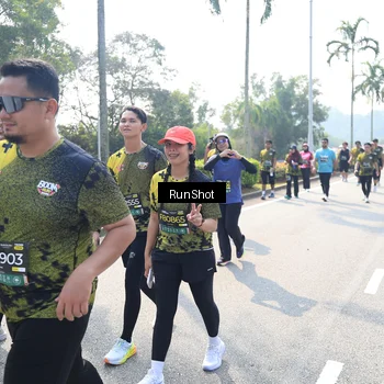 Runner Photo 6942073