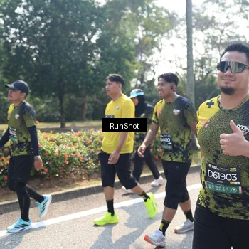 Runner Photo 6942077