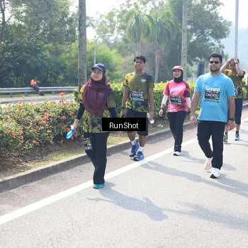 Runner Photo 6942093