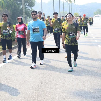 Runner Photo 6942106