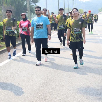Runner Photo 6942110