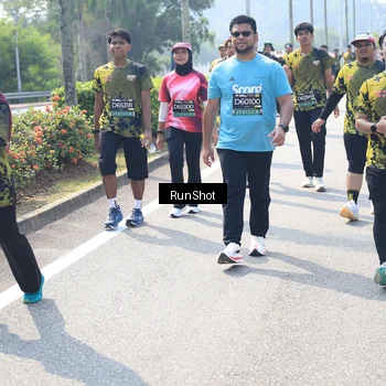 Runner Photo 6942115