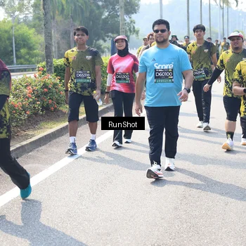 Runner Photo 6942117