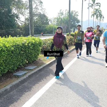 Runner Photo 6942124