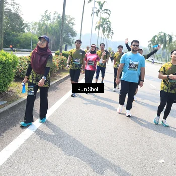 Runner Photo 6942128