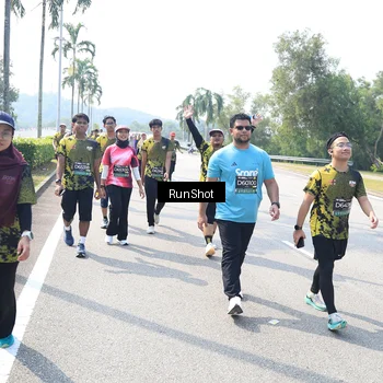 Runner Photo 6942135