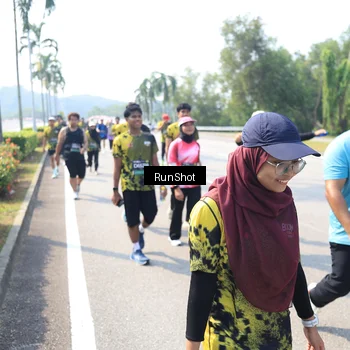 Runner Photo 6942153
