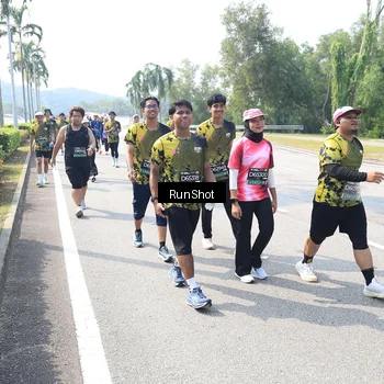 Runner Photo 6942164