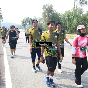 Runner Photo 6942168