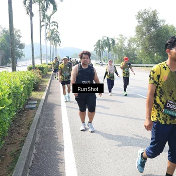Runner Photo 6942181