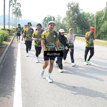 Runner Photo 6942203