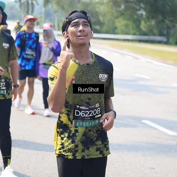 Runner Photo 6942213