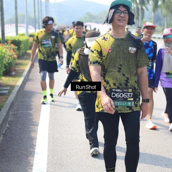 Runner Photo 6942214