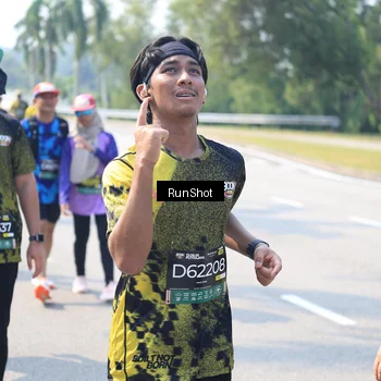 Runner Photo 6942215