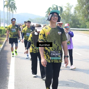 Runner Photo 6942223