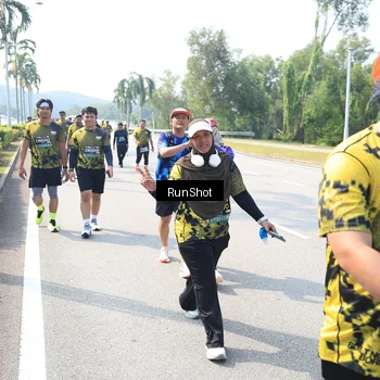 Runner Photo 6942229