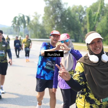 Runner Photo 6942237