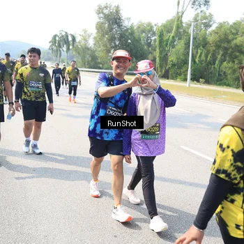 Runner Photo 6942245
